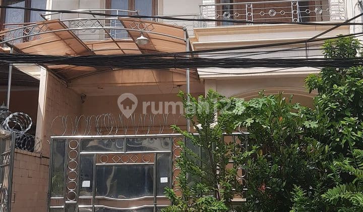 Jual Rumah 3 Lantai Di Muara Karang, Jakarta Utara