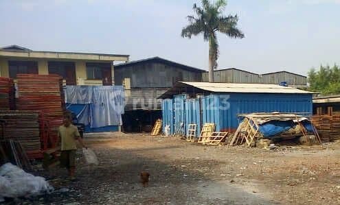 Dijual/Disewakan Gudang LT 1100 m² di Tanjung Pura, Jakarta Barat