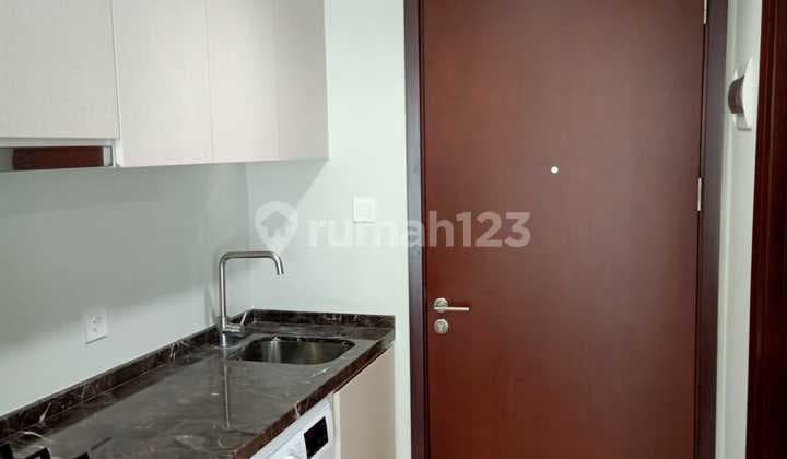 Dijual Apartemen 2 BR Full Furnished di Green Sedayu, Cengkareng
