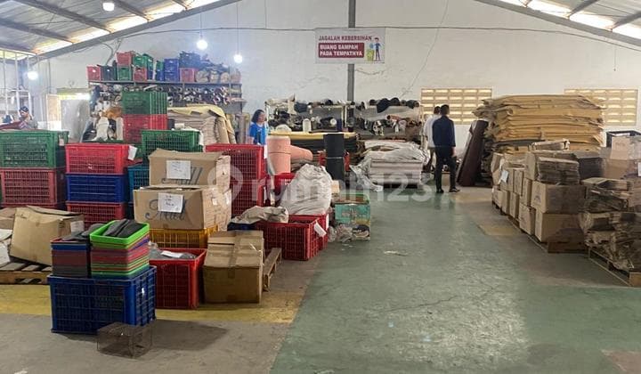 Gudang Open Price 17M. Lokasi di Jalan Satu Maret, Kalideres, Jakarta Barat
