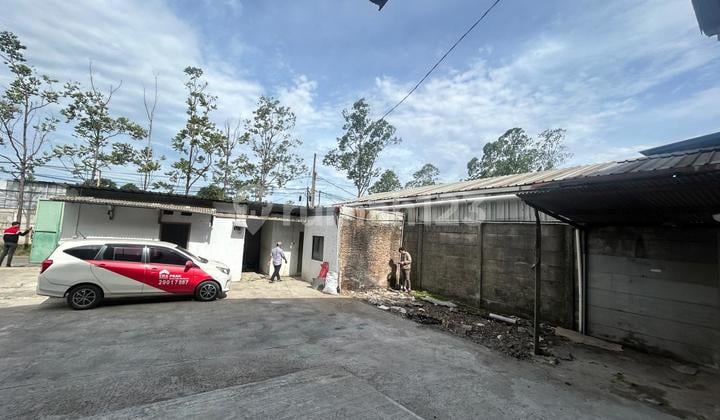 Jarang Ada Gudang Hadap Jalan Di Kav Dpr Cipondoh