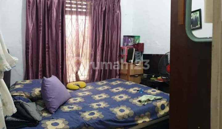 CHEAP..VERY CHEAP..Pintu Air, Pasar Baru, Central Jakarta. Price drop from 5B to 4.5B. Price below NJOP. NJOP 5B. Strategic location in the heart of Central Jakarta.