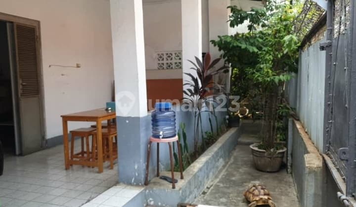 Murahh..Bangett..Pintu Air Pasar Baru Jkt Pus. Turun Harga Dari 5M Jadi 4.5M. Harga di Bawah NJOP . NJOP 5M Lokasi Strategis Pusat Kota Jakarta Pusat (Hitung Harga Tanah : 17.5Jt Per Meter)