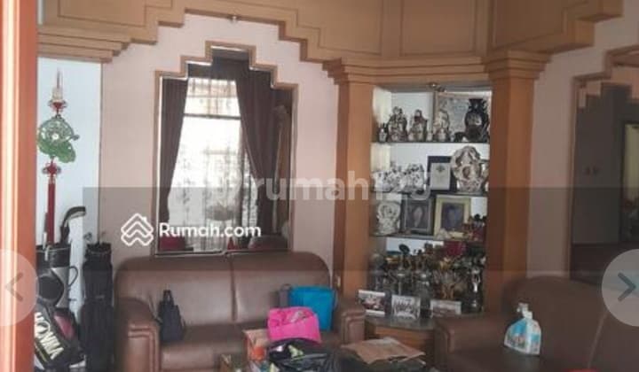 Lokasi Dalam Cluster. Turun Harga dari 8.5M jadi 7.3M nett. Rumah di Intercon
Taman Kebon Jeruk
Jakarta Barat. Blok Depan. Hadap Timur