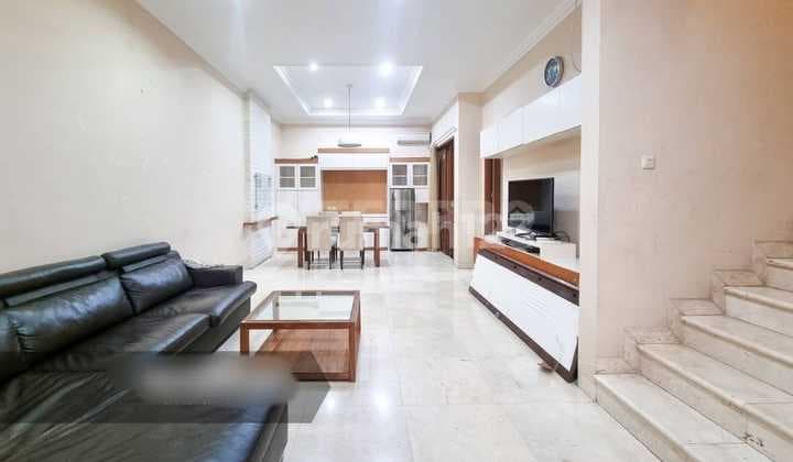 Termurahhh...Rumah di Cluster Favourite Permata Buana Bebas Banjir Jakarta Barat 3 Lantai. Hadap Selatan