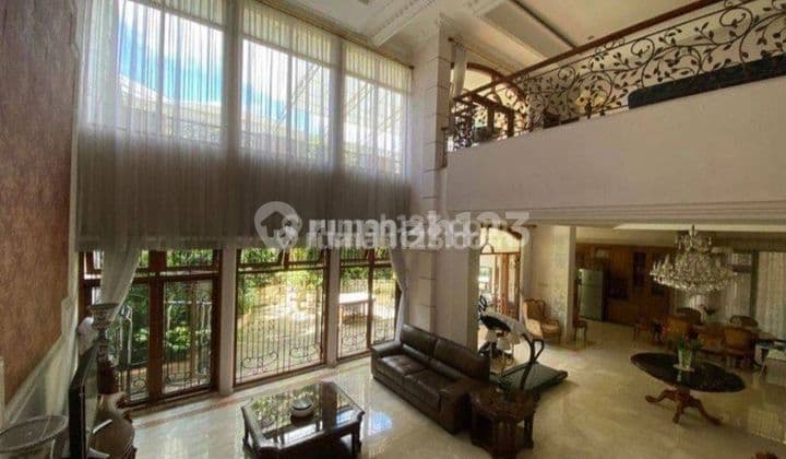 Rumah Mewah di Intercon Jakarta Barat. Siap Huni. Hadap Timur. Hitung Harga Tanah 24Jt Per Meter