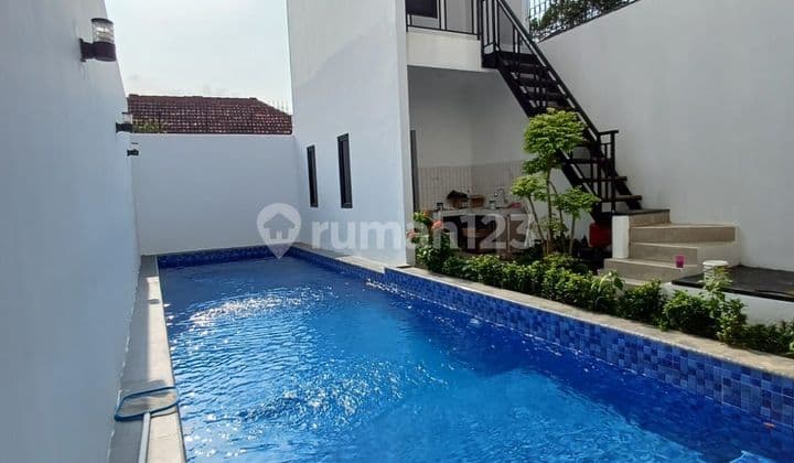 BRAND NEW MODERN STYLE
SEMI FURNISHED