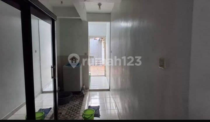 Quick Sale House in Metland Puri Housing Complex, Cipondoh, Tangerang City