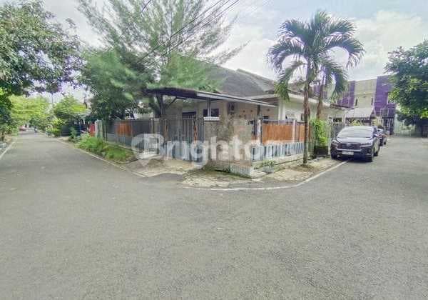 Rumah Hook Strategis Dekat Dengan Kampus Unisma Dinoyo Malang