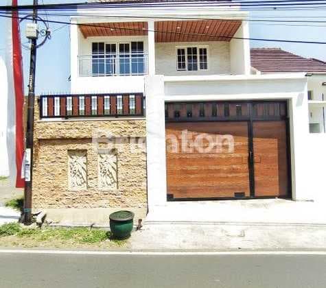 Beautiful New 2-Story House Zero Road Area Tlogowaru