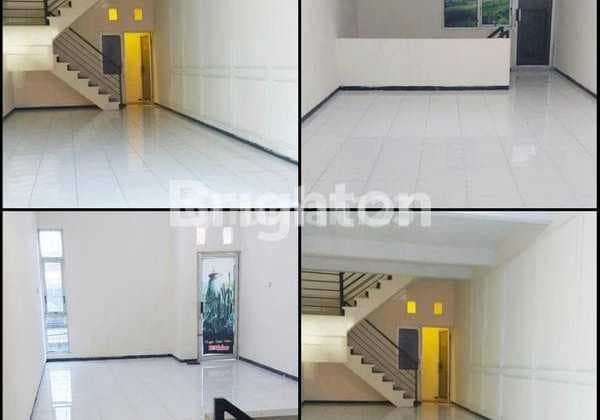 Disewakan Murah Ruko 2 LT. Selangkah ke Soehat Malang