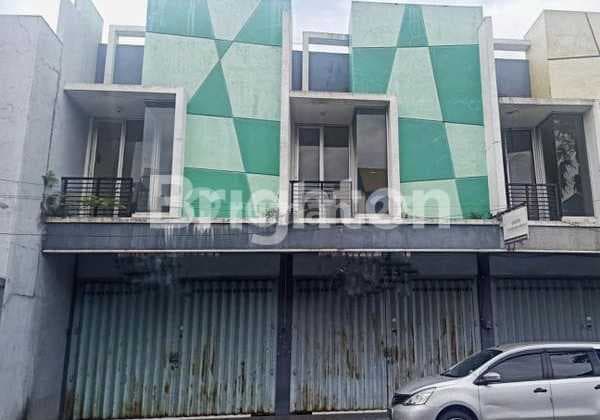 Ruko Kembar Nol Jalan Raya Mondoroko - Singosari Regency, Malang