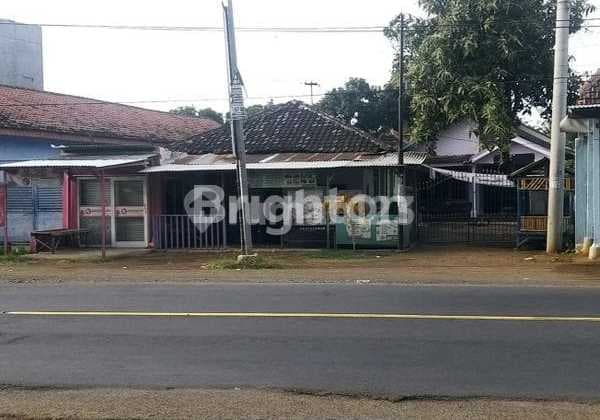 For Sale Spacious House Strategically Located on Kapongan Road Axis, Situbondo.