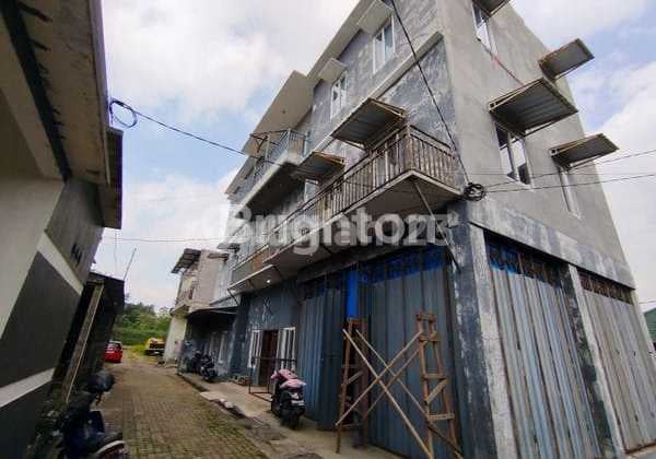 Rumah 10 Kamar Strategis di Kedungkandang!