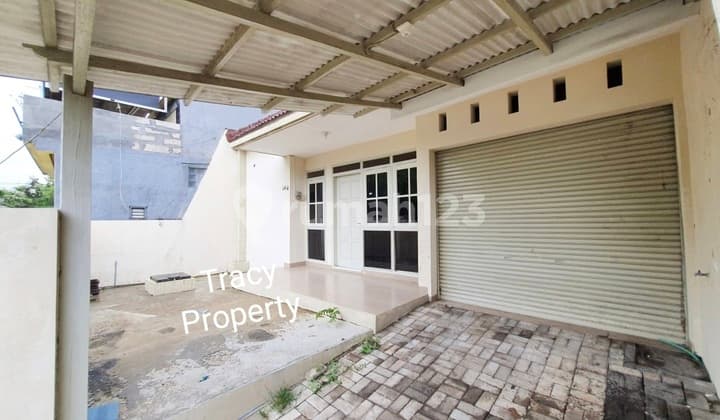 House in Puri Anjasmoro