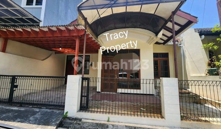 Rumah Di Bukit Sari , Semarang