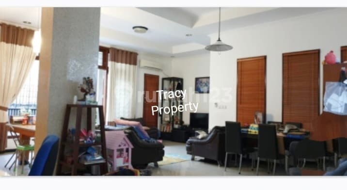 Ready-to-Use Midtown House