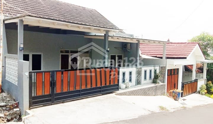 Rumah di Taman Bukit Asri, Semi Furnished, Dekat Undip