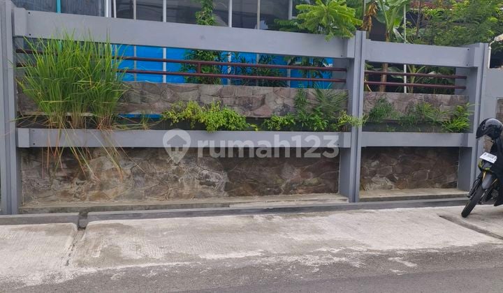 Disewakan Ruang Usaha di Jl. Seroja II No. 10, Karangkidul, Semarang Tengah, Kota Semarang, Jawa Tengah, Indonesia, 50241, Semarang Tengah Semi Furnished 30.0 m²