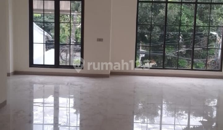 Disewakn Ruko 3,5 Lantai di Cbd Kuningan Jakarta Selatan