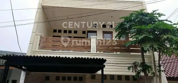 New Ready-to-Occupy 2-Story House in Pondok Kelapa