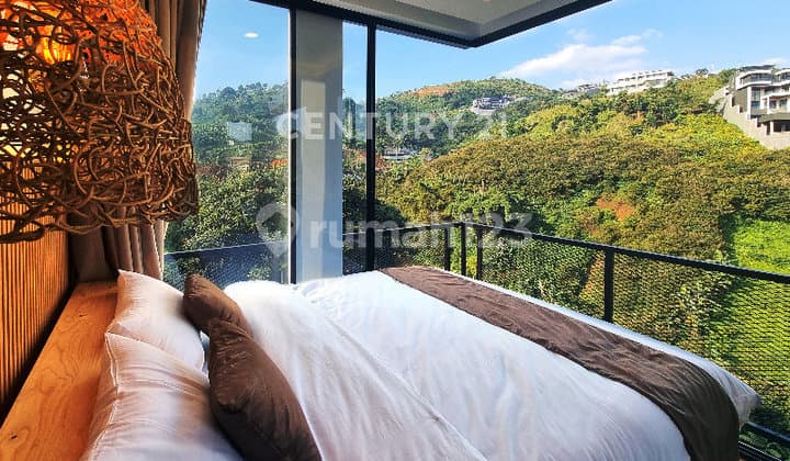 Villa Estetik dengan Infinity Pool dan Hot Tub Pribadi di Dago