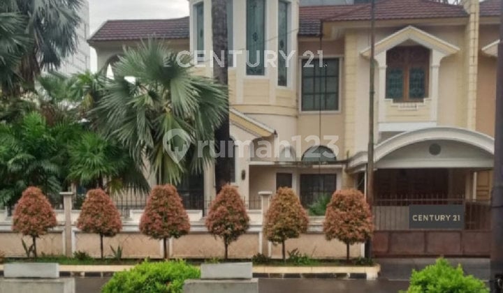 Rumah Cantik di Komp Perumahan Elite Rawamangun One Gate System