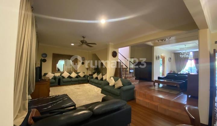 Super Cozy, Modern, Tinggal Bawa Koper Aja! Rumah Cantik Komplek Pharmindo Kota Bandung!