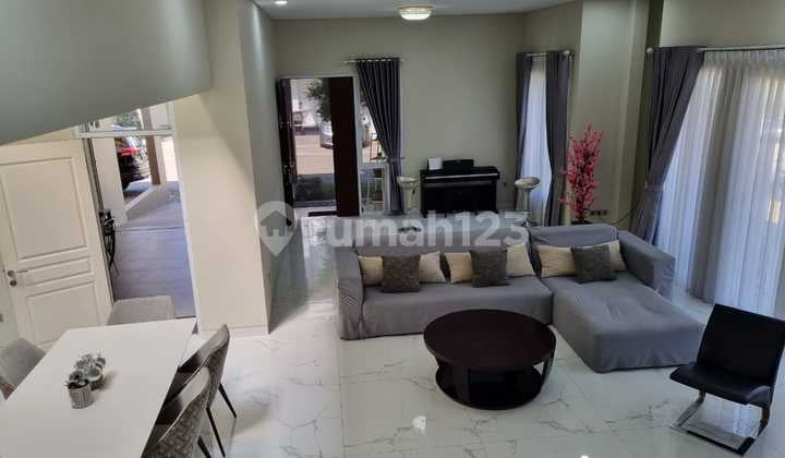 Tinggal Bawa Koper Aja! Rumah Kota Baru Parahyangan Ini Menantimu