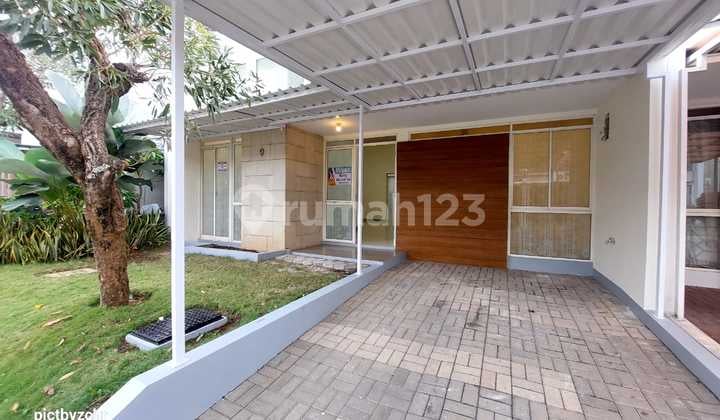 Luas, 3 Kamar Siap Huni! Rumah Ini Untukmu! Kota Baru Parahyangan