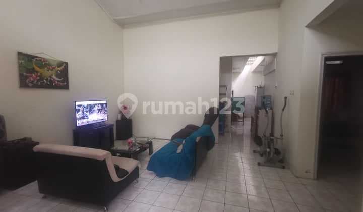 Siap Huni, Super Nyaman,tinggal Panggil Interior Aja! Rumah Cantik Kota Baru Parahyangan