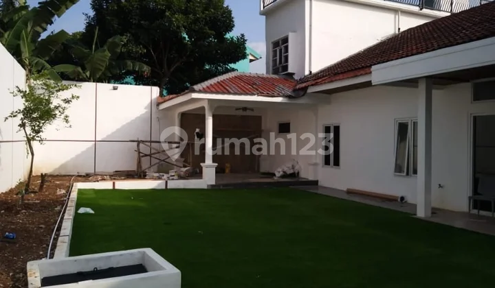 Disewakan Hunian Nyaman Rumah 2 Lantai Strategis Cimanggis Depok