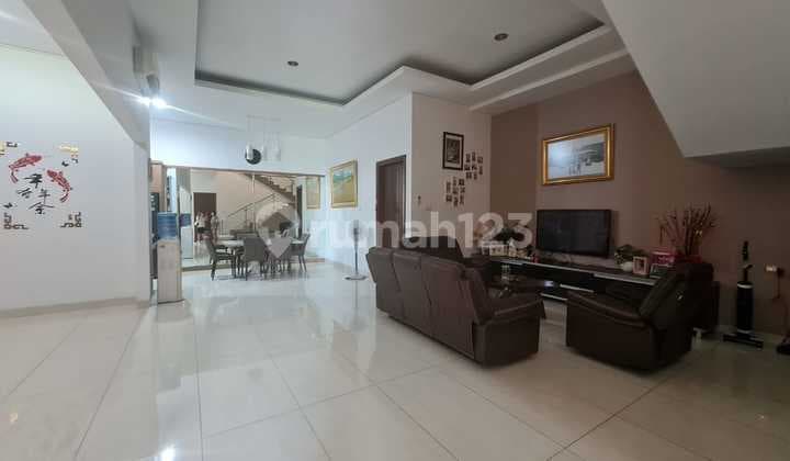 Dijual Rumah di Grisenda pik