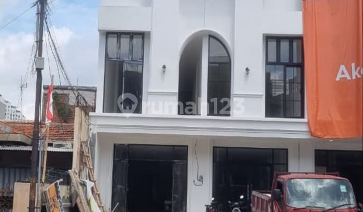 FOR SALE New Shop House Strategic Location Business Area Tebet Raya South Jakarta