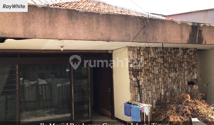 FOR SALE Rumah Hitung Tanah Cawang Jakarta Timur