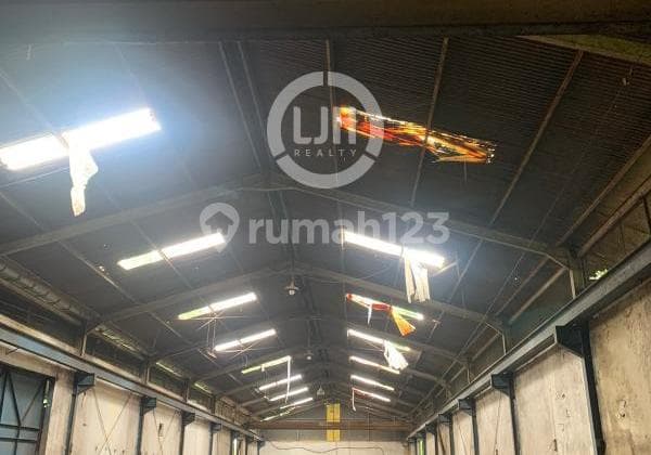 Gudang di Jalan Perjuangan Bekasi Utara, Bekasi