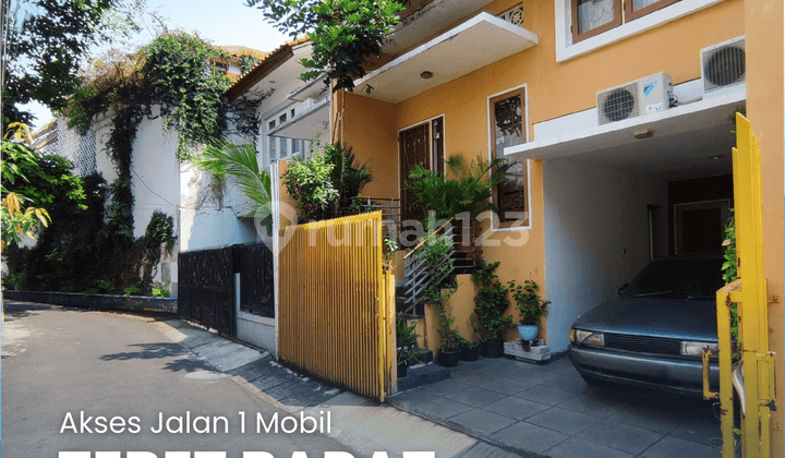Rumah Bagus Split Level Di Tebet, Jakarta Selatan