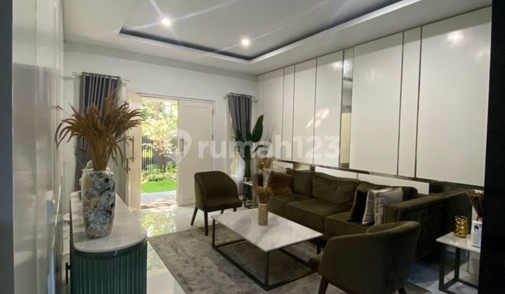 Rumah Furnished Bagus Dalam Komplek di Cinere
