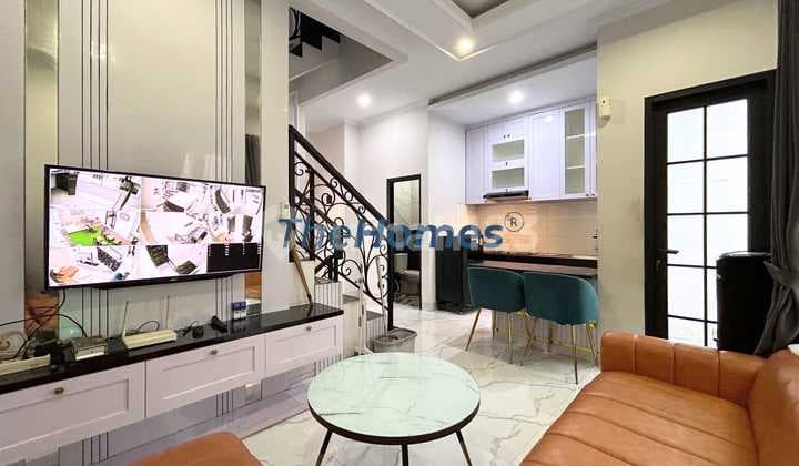 Rumah Bagus Furnished Pejaten, Jakarta Selatan