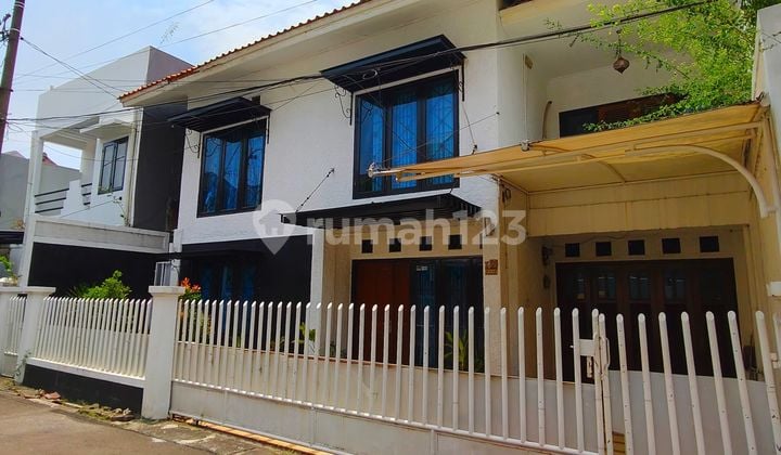 Rumah Secondary Dalam Komplek Di Pondok Kelapa Jakarta Timur