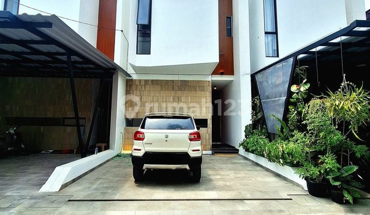 Rumah Dekat Stasiun Lrt Jatibening Di Pondok Kelapa,jakarta Timur