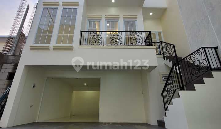 Rumah mewah baru Siap Huni di Kayu Putih Jakarta Timur