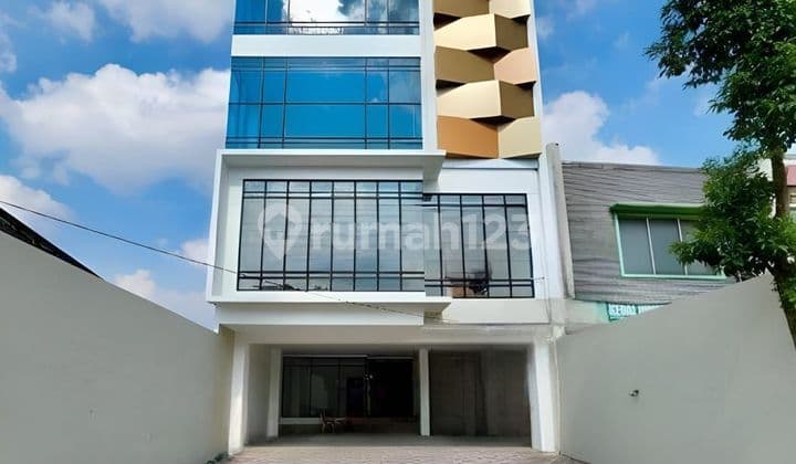 Gedung Baru 5 Lantai di Jl Dewi Sartika,Cawang,Jakarta Timur
