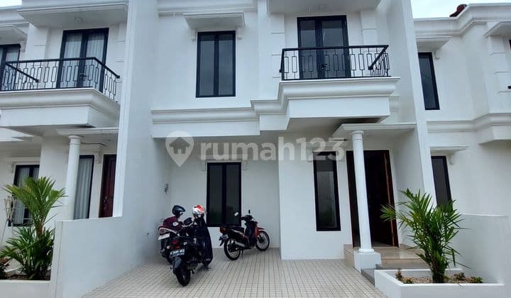 Rumah Cluster Baru Siap Huni Bebas Banjir di Jatikramat,Bekasi