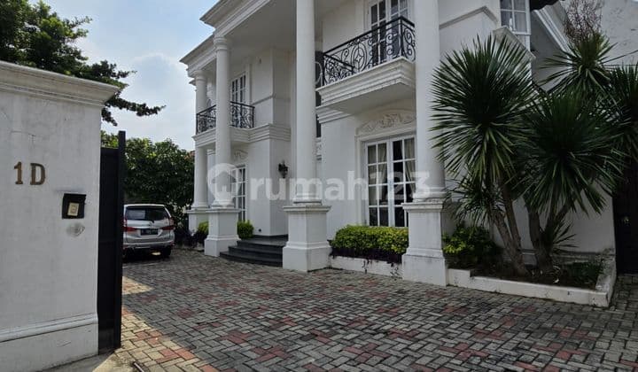 Luxury Furnished House in Cipinang Cempedak, Jatinegara, East Jakarta