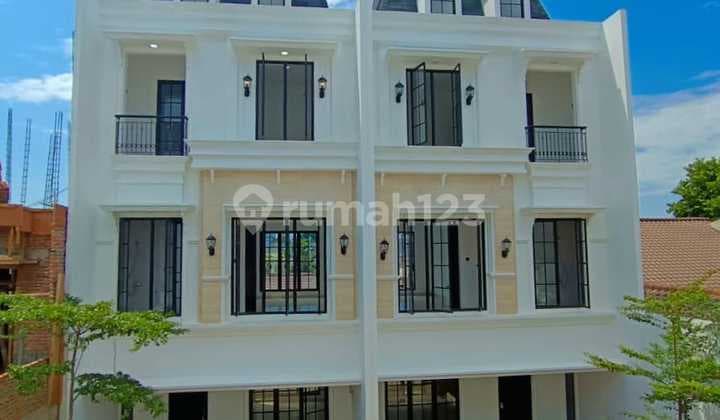 Rumah Baru 3 Lantai Di Kalibata Jakarta Selatan