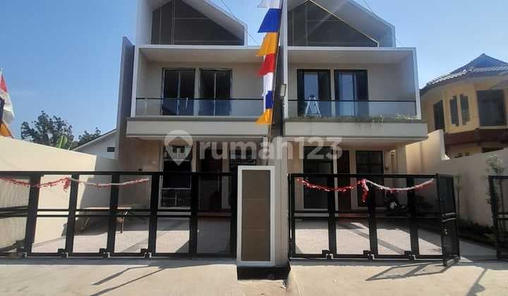 Dijual Rumah Baru Siap Huni Dalam Komplek Di Jatibening Bekasi