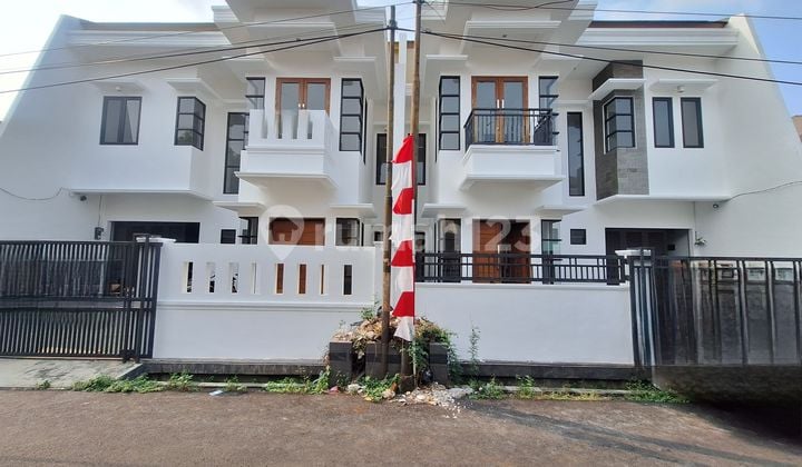 For Sale New House Wide Access Inside Complex In Rawamangun East Jakarta