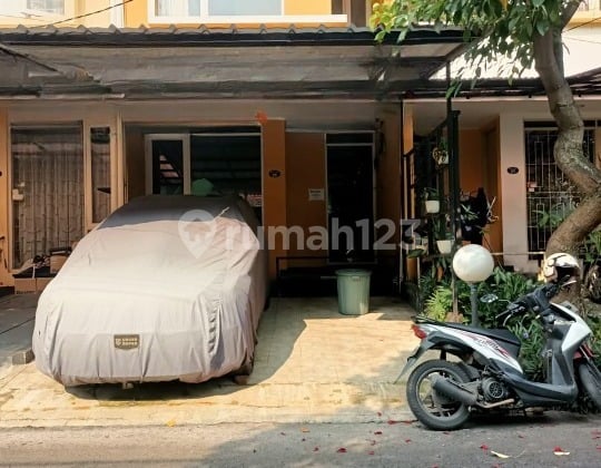 Dijual Rumah Murah Dalma Komplek Istana Sudirman 2 Lantai Bagus 800 Jt An