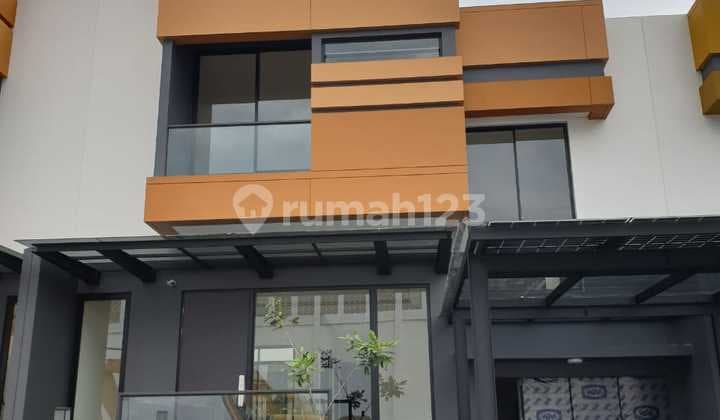 Di Jual Rumah Baru Cepat Mozart Tahap 2 By Bsd City Mewah Minimalis Klasik Modern Siap Huni Dengan Lingkungan Yang Elit Aman Dengan Lokasi Komersial, di Kelilingi Mall, Sekolah, Tempat Kuliner Dll